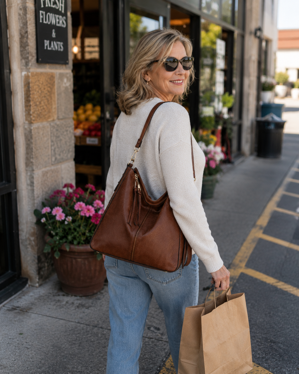 <p>Join the Maison du Vancouver Family</p>